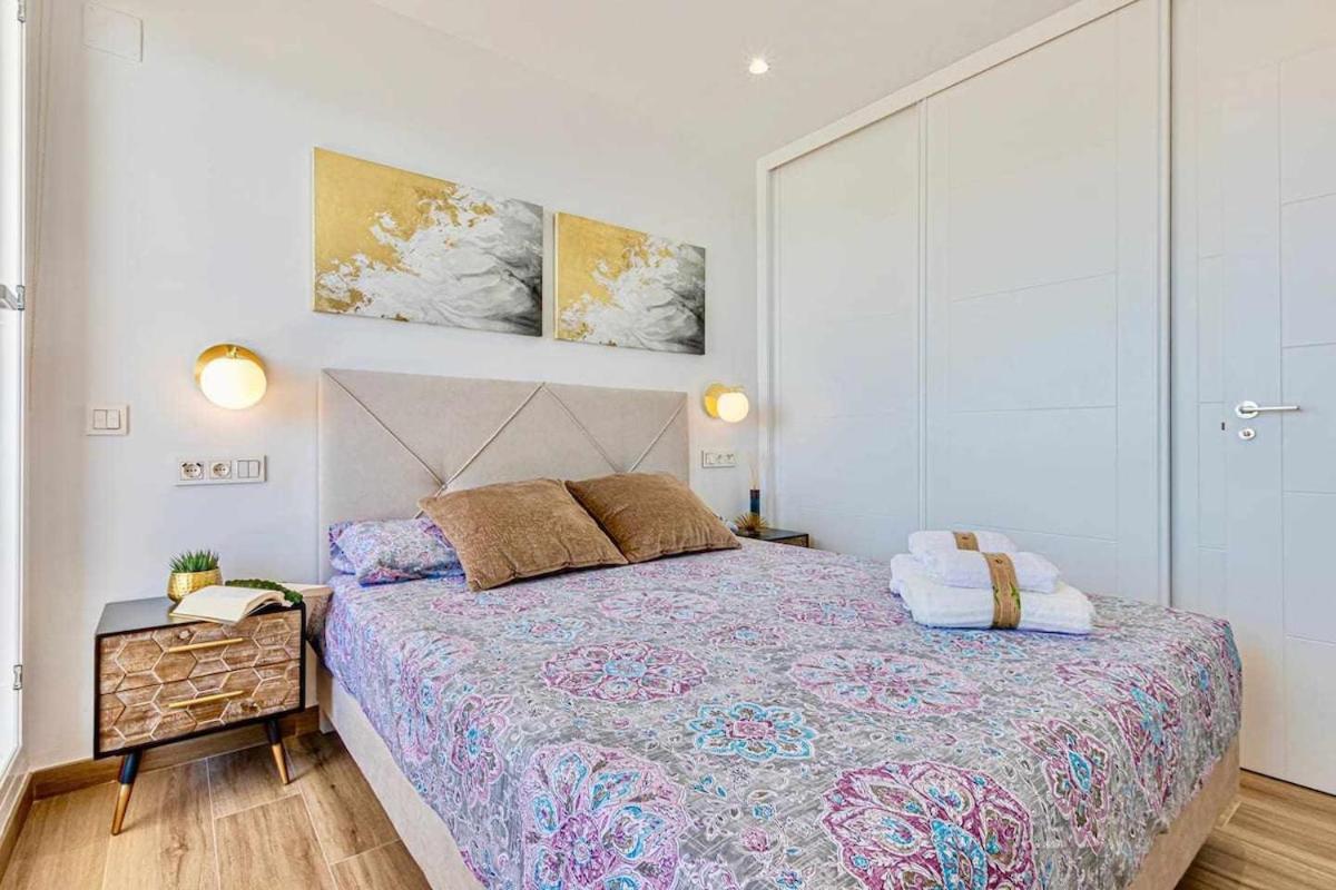 797 Holiday Rentals - Benalbeach- Moderno Piso Para 5 Con Vistas Al Mar 贝纳尔马德纳 外观 照片