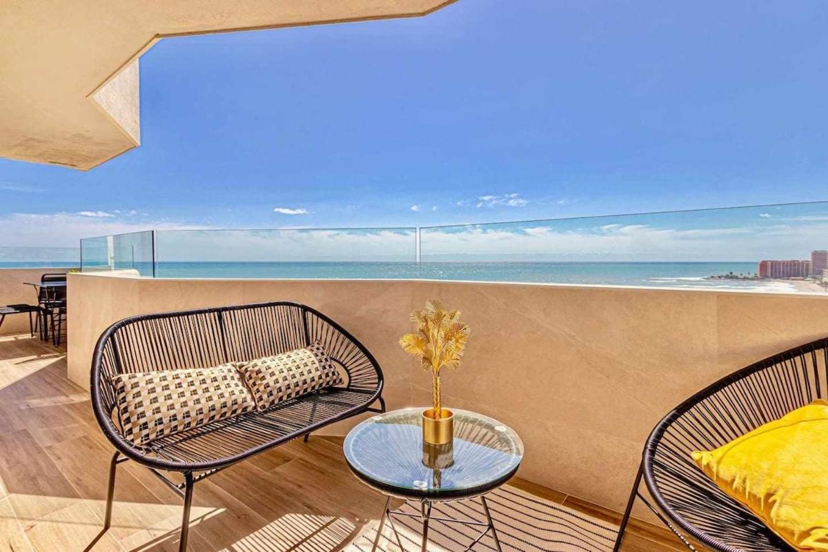 797 Holiday Rentals - Benalbeach- Moderno Piso Para 5 Con Vistas Al Mar 贝纳尔马德纳 外观 照片